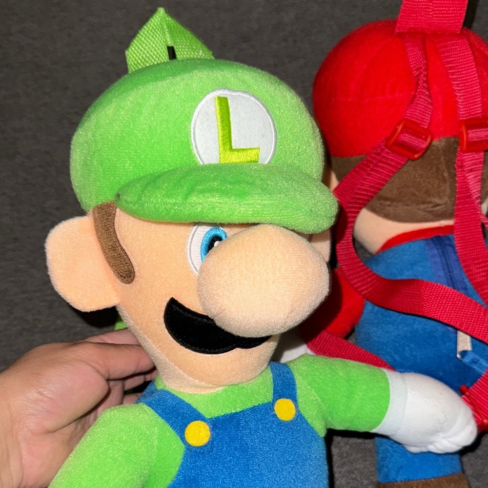 Super Mario and Luigi Plush Backpack Set - Picture 4 of 6